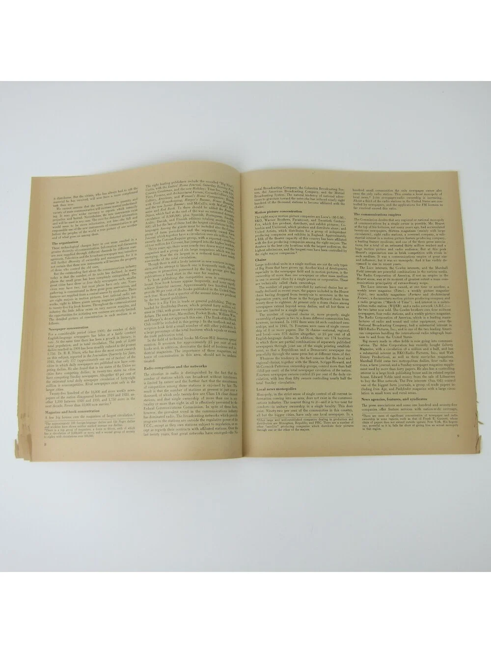 A Free & Responsible Press: A General Report on Mass Communication Vintage 1947